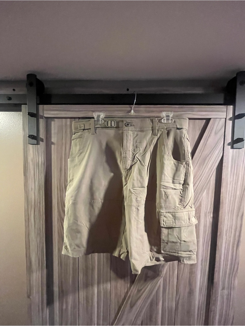 Men's Khaki Cargo Shorts